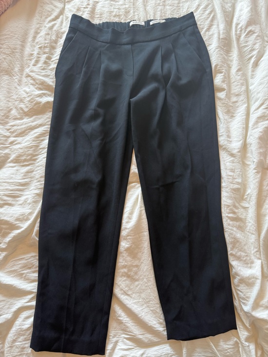 Babaton Pants - Babaton Black Pleated Straight-Leg Capri Pants